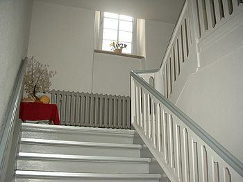 46-renovierte_Schwesternhaustreppe